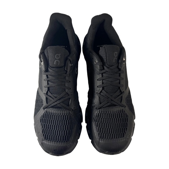 New On Cloudflyer 4 Triple Black Mens Running Shoes - Picture 4 of 6